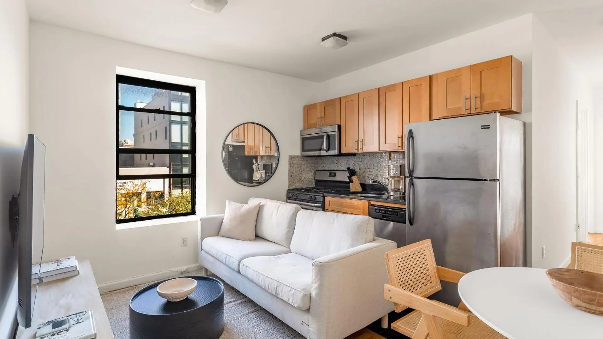 Chic & Trendy 3Bd 1Bath Escape In The Lower East Side New York