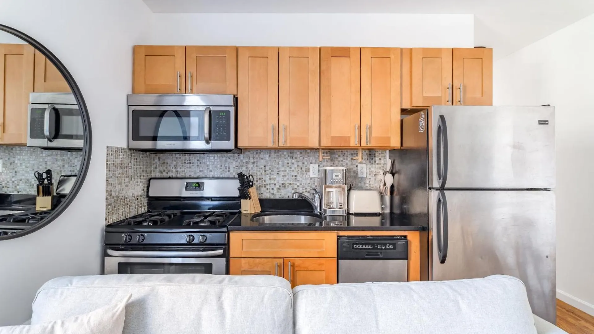 Chic & Trendy 3Bd 1Bath Escape In The Lower East Side New York